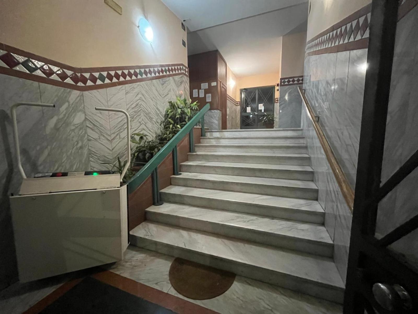La Casa Di Rebecca Appartement Salerno Buitenkant foto